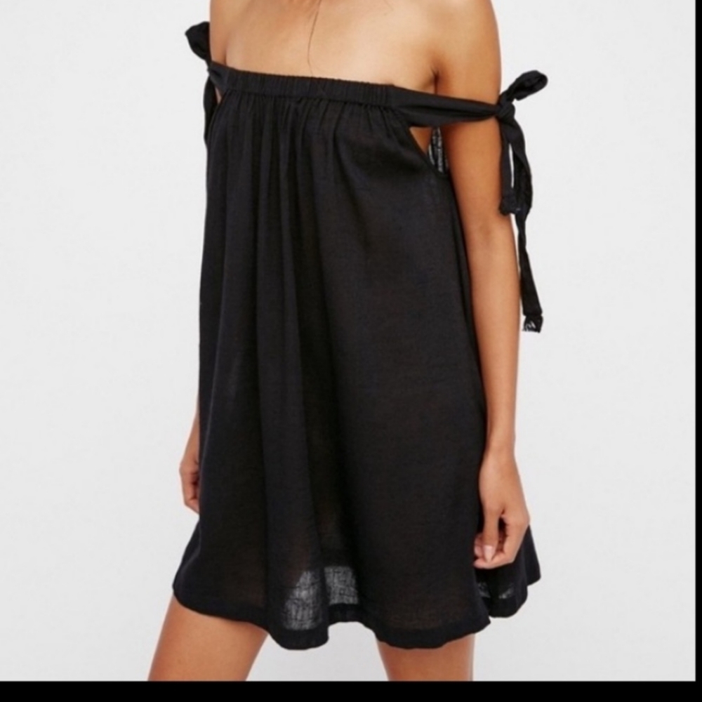 Free People Just Right Off the Shoulder Black Minidress Size XS